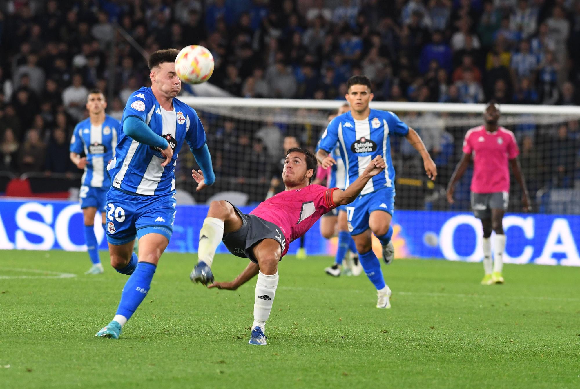 El Dépor se impone en Riazor al colista Talavera (3-2)