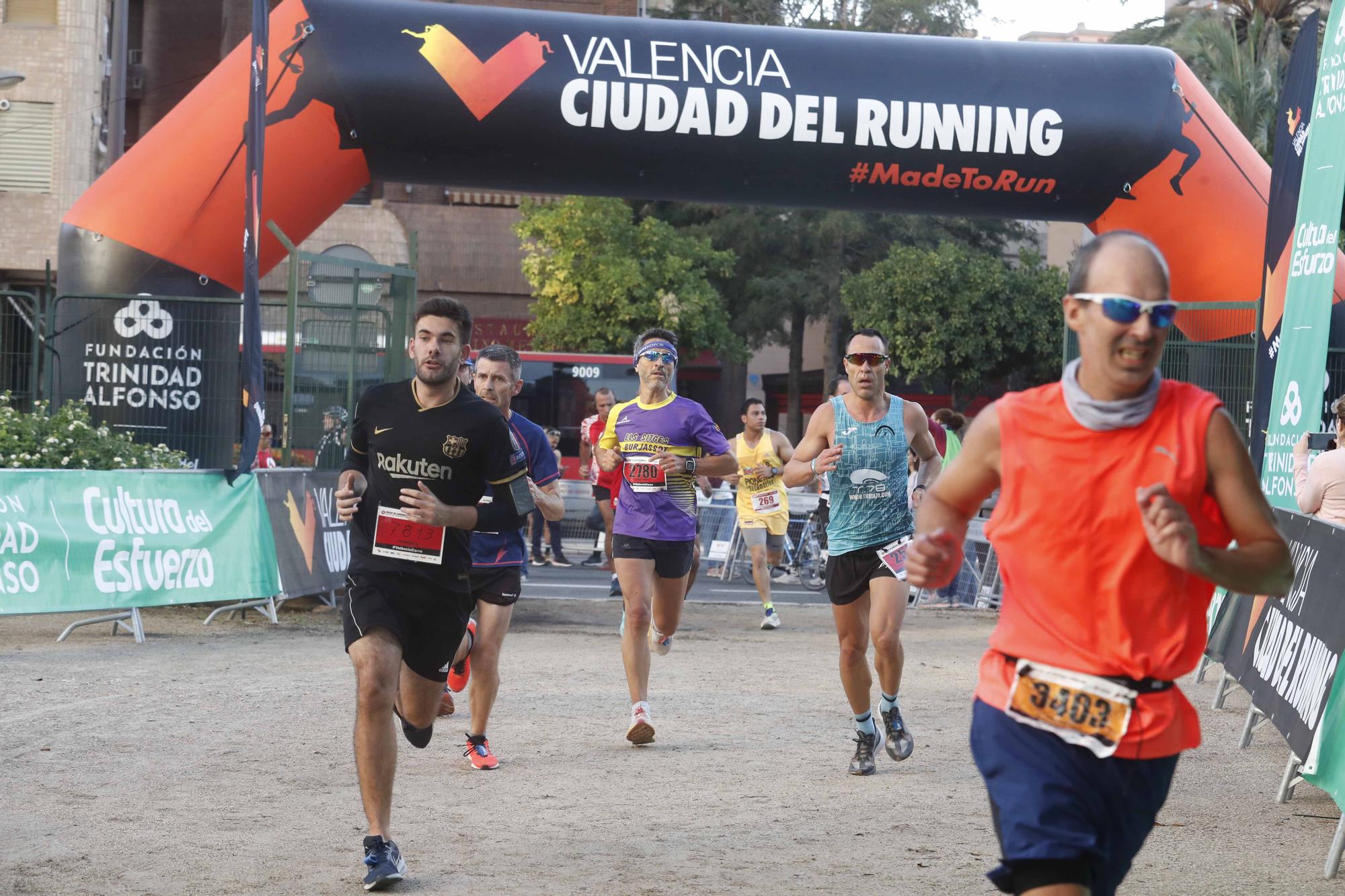 ¡Búscate en la X Carrera de la Universitat de València!