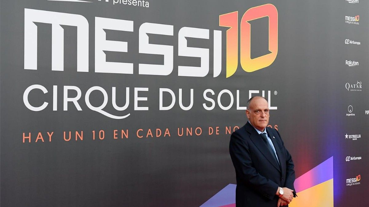 Tebas, en un evento de Messi