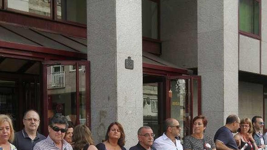 Protesta del personal del PAC en Ourense. // Iñaki Osorio
