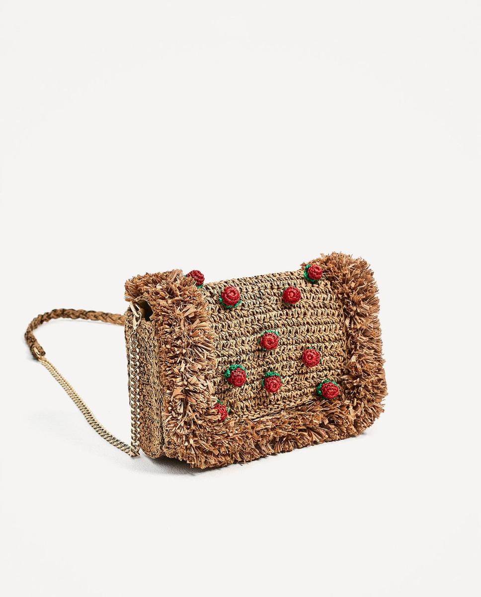 Bolso rafia detalle fresas, Zara