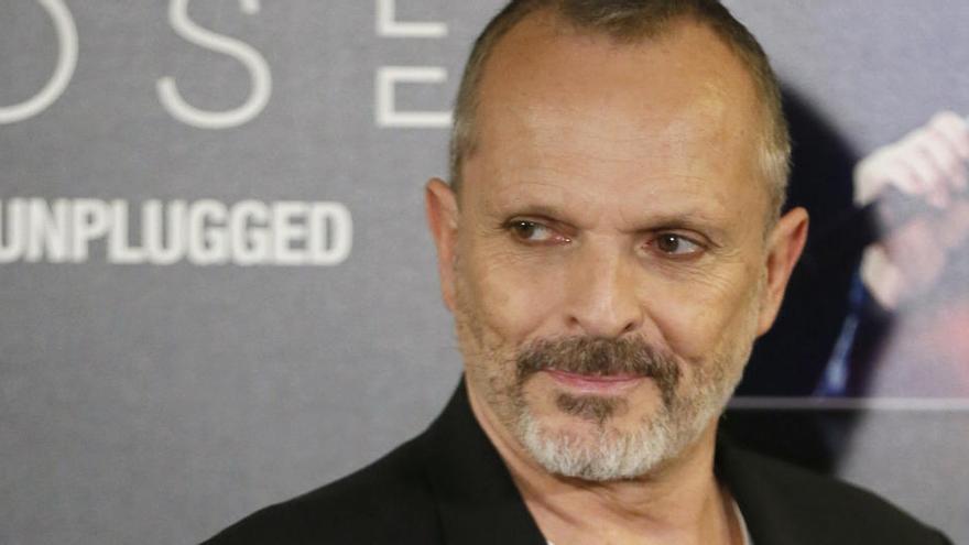 Miguel Bosé promou una manifestació contra l&#039;ús obligatori de mascaretes