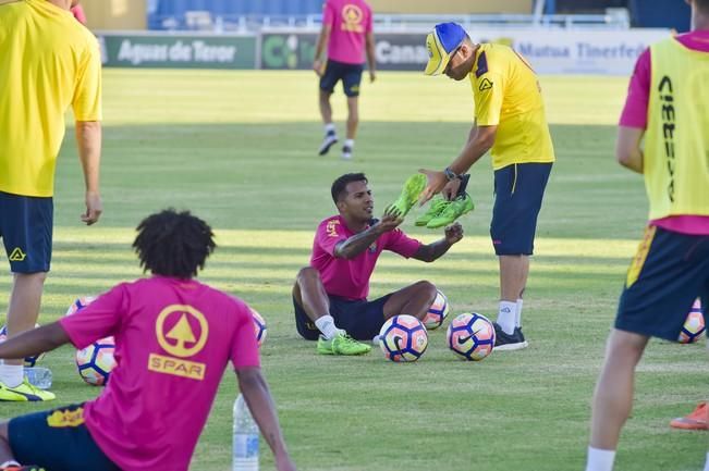 Entrenamiento de la UD Las Palmas en Maspalomas