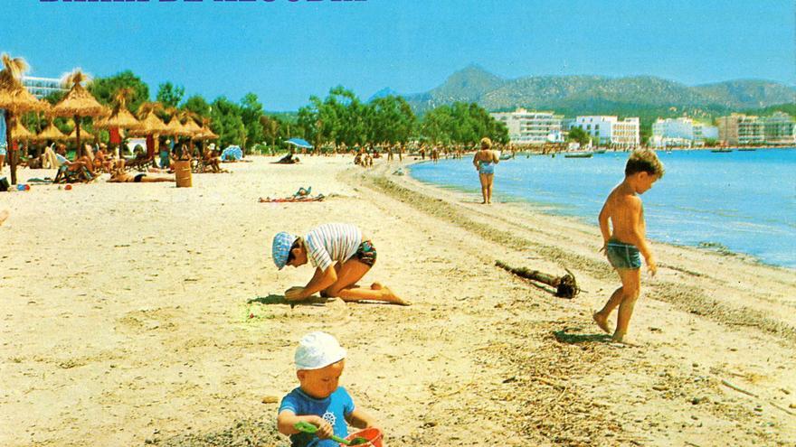 &quot;Brauche dringend 100 DM&quot;: Lustige Mallorca-Postkarten aus vergangenen Zeiten