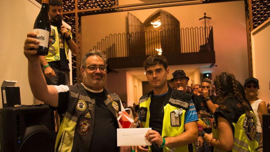El club toresano &quot;Ruedas Raras&quot; hace un reconocimiento y otorga premios a los moteros &quot;de récord&quot;