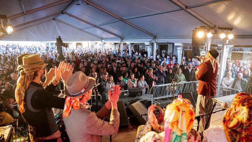 "Procuramos facerlle unha homenaxe á nosa cultura e á música tradicional"