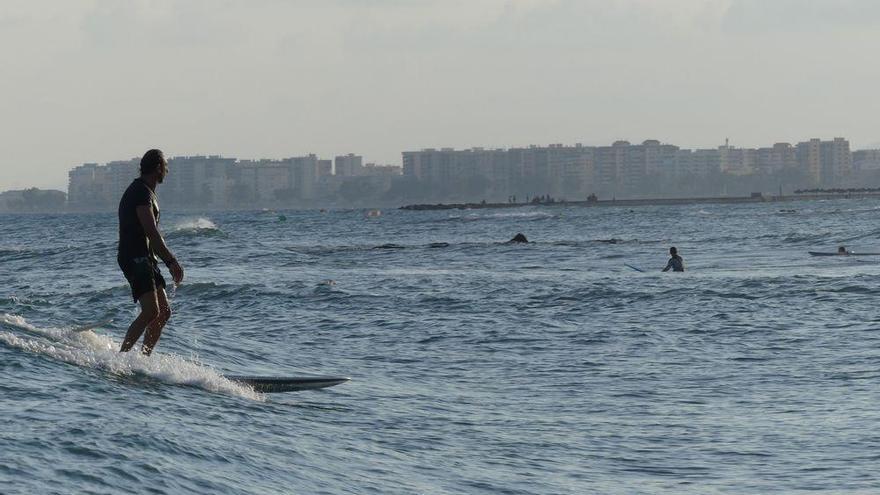 La mejor Semana Santa para los surfistas de Castellón