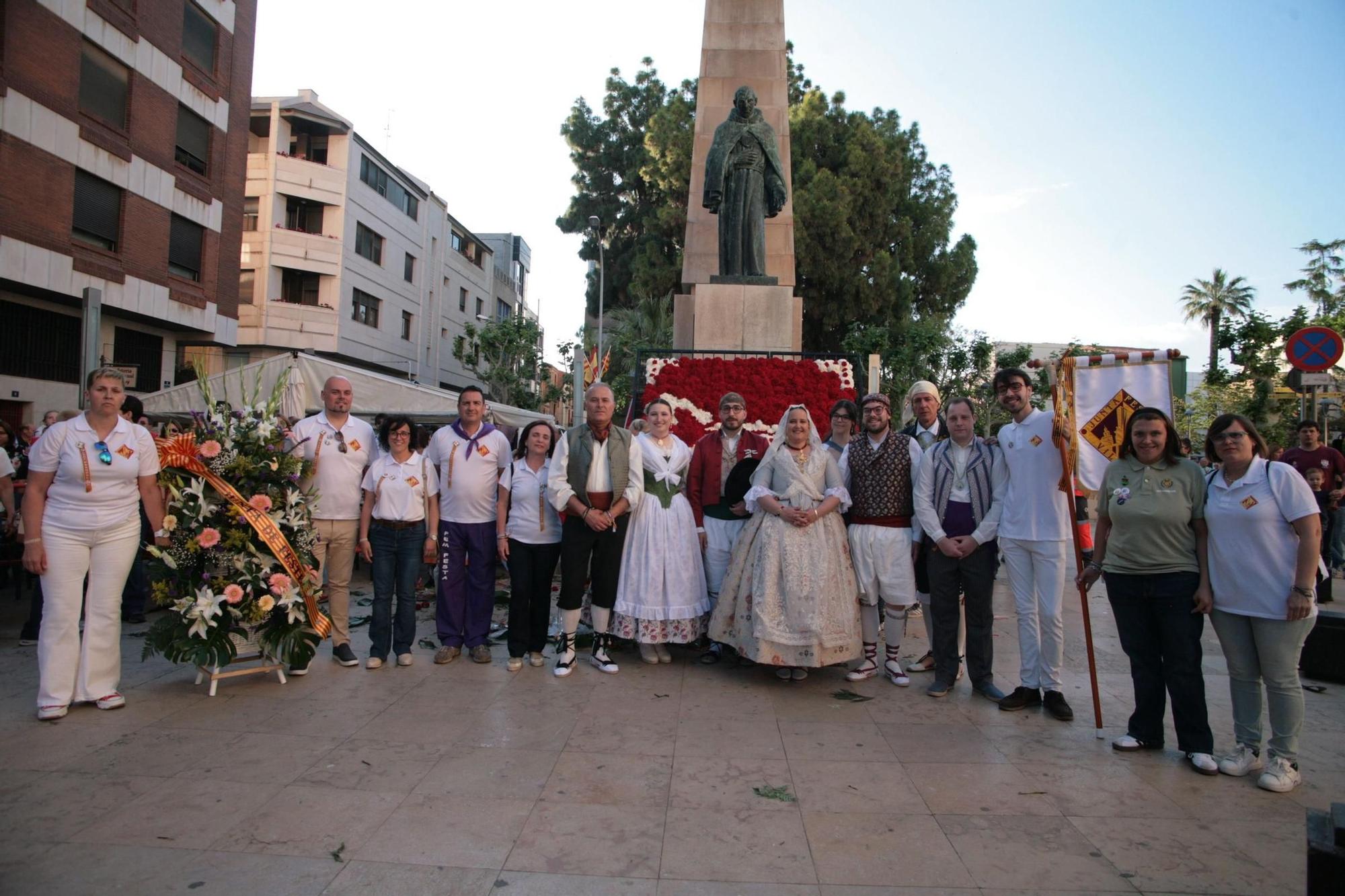 Galeria de fotos de l'ofrena de flors a Sant Pasqual en Vila-real