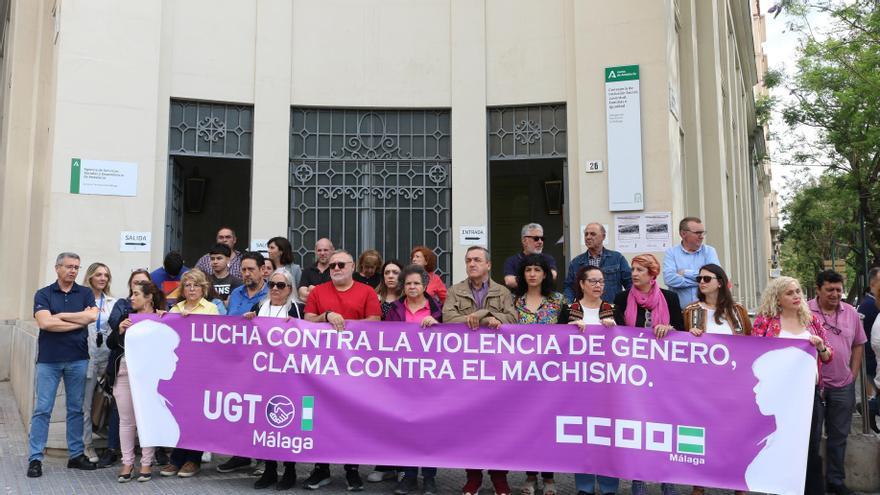 Concentración de CCOO y UGT por las muertes de Paula y Sibora.