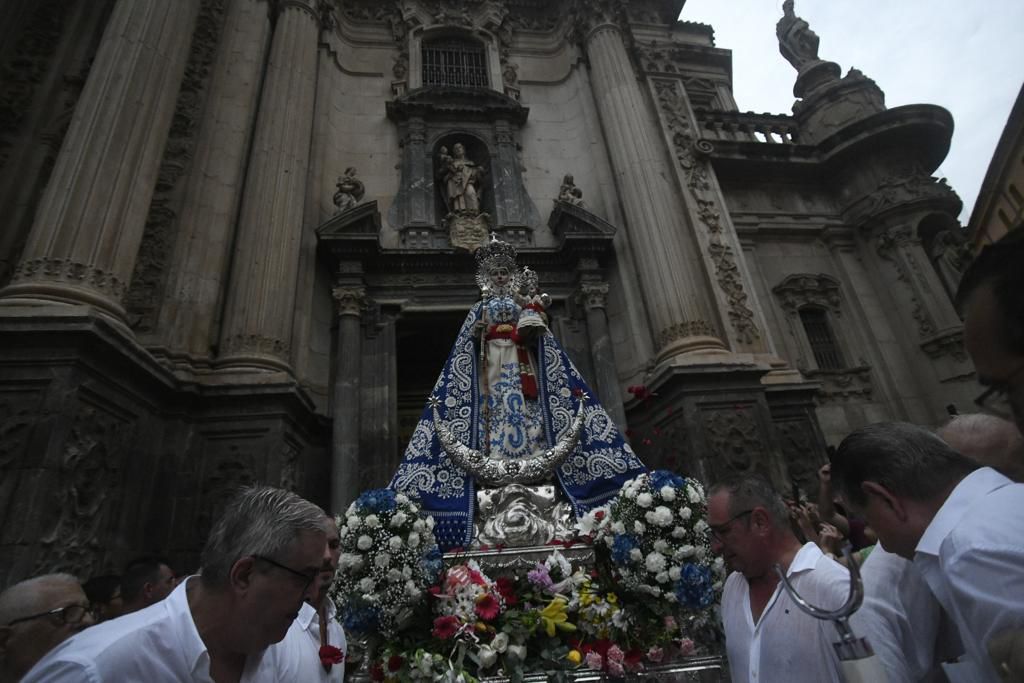 Romería de Murcia: ambiente previo y salida de la Fuensanta de la Catedral