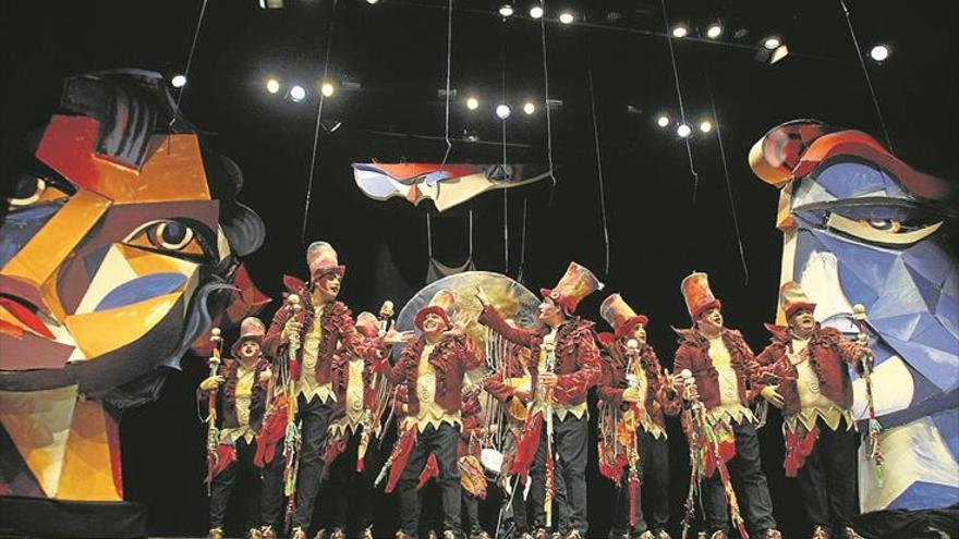 A un paso de la gran final del concurso del carnaval de Badajoz