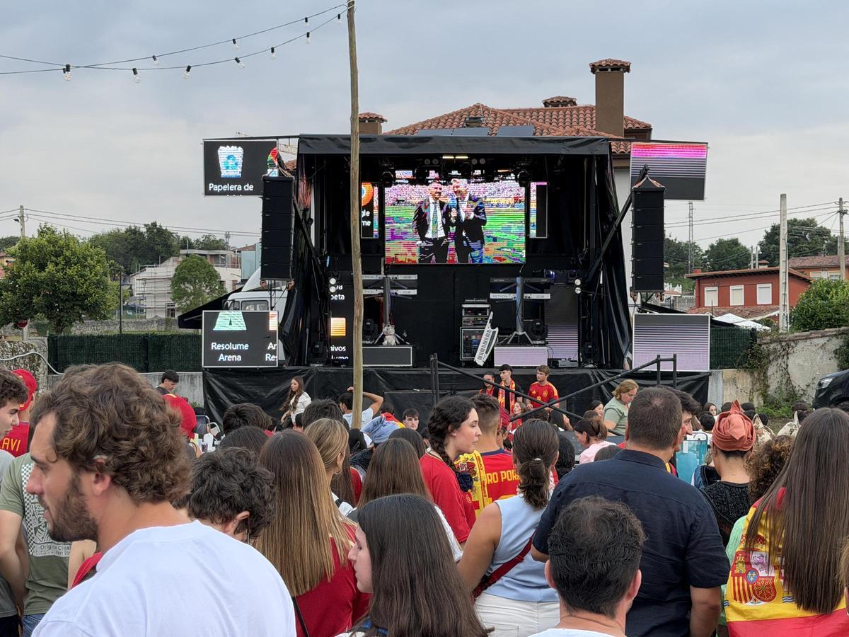Asi se siguió la final del Mundial en la fiesta del Carmen de Celoriu