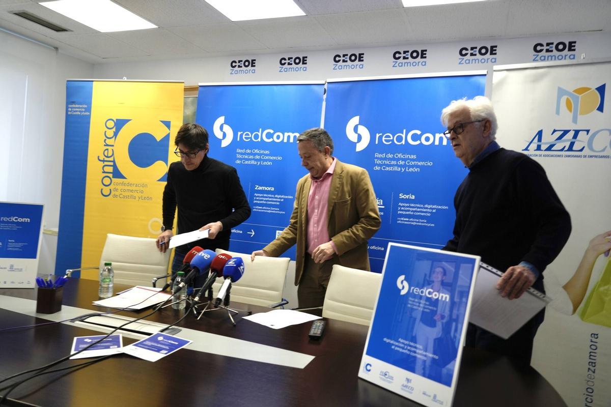 Ruperto Prieto, Adolfo Sainz y José María Esbec, en Azeco.