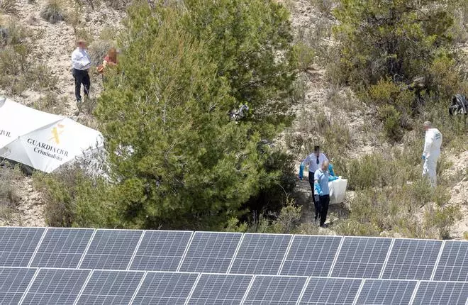 La Guardia Civil investiga la aparición de dos cuerpos en Xixona