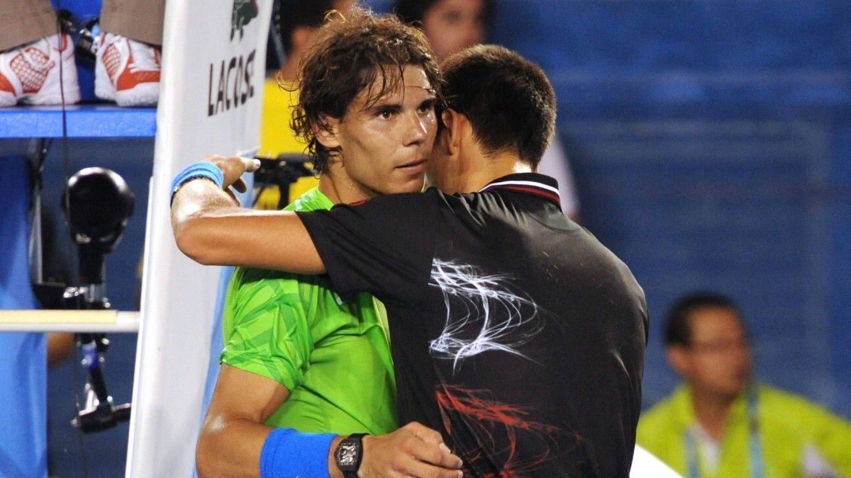 Djokovic y Nadal, después de la final del Open de Australia 2012