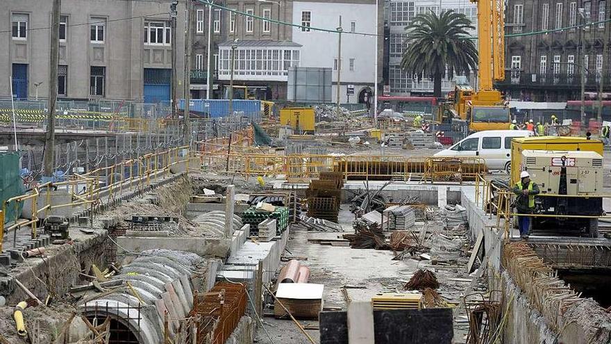 Obras del vial subterráneo de la Marina en marzo de 2015.