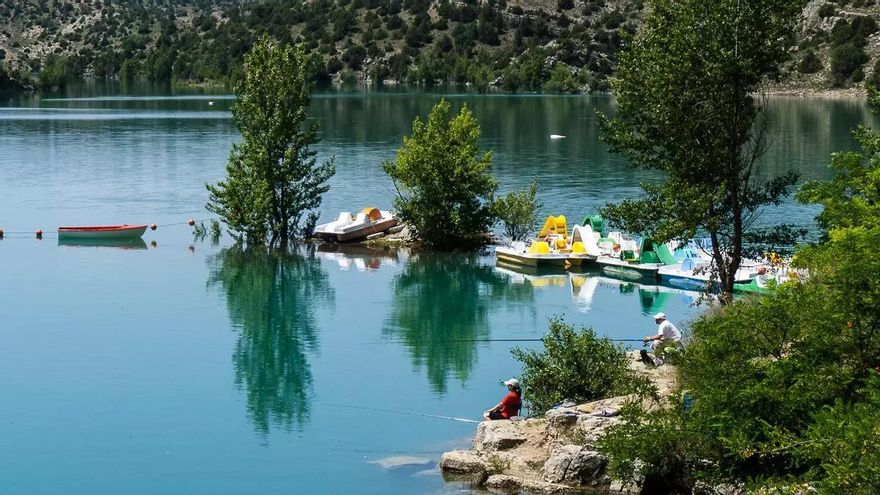 Aragón sí tiene playa: un mágico entorno que esconde aguas cristalinas en su interior