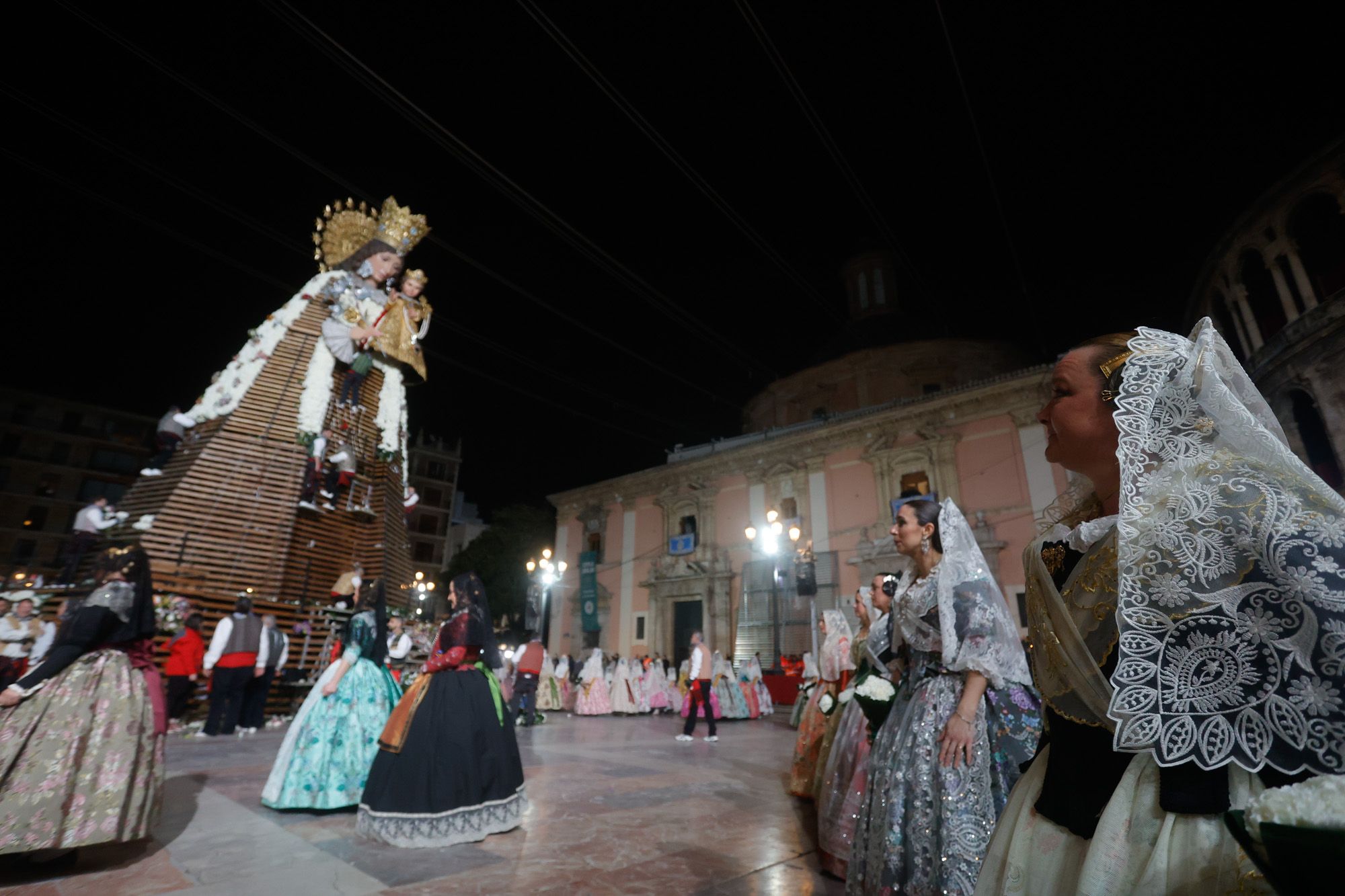 Todas las fotos de la Ofrenda del 17 de marzo por la calle San Vicente de 19:00 a 20:00 horas