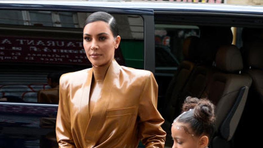 Los looks de las Kardashian en la Paris Fashion Week