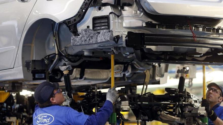 Trabajadores de la factoría Ford Almussafes.