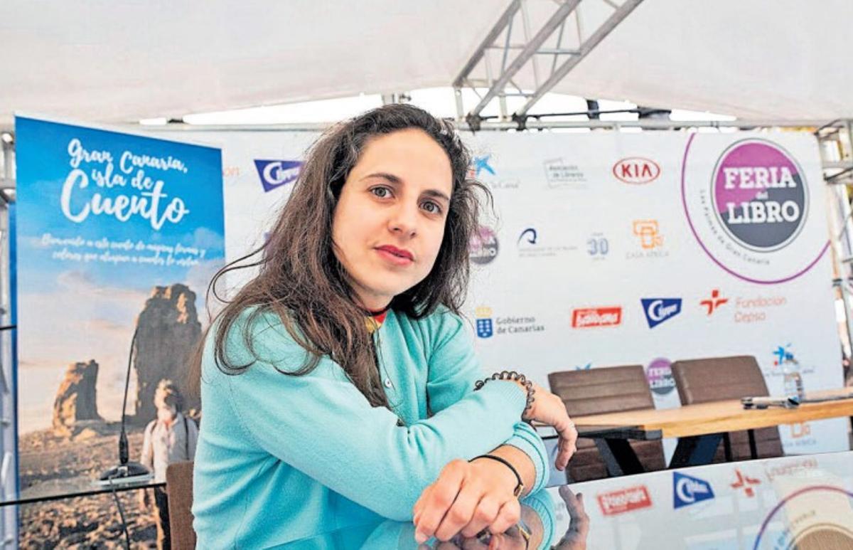 Cristina Morales en la 31º edición de la Feria del Libro de Las Palmas de Gran Canaria.