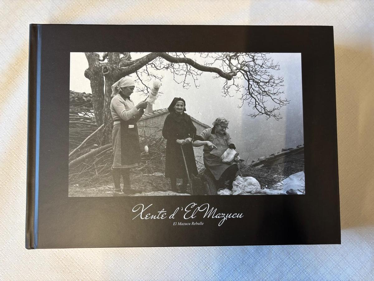 Presentado el libro "Xente d'El Mazucu", de Lena Valladares