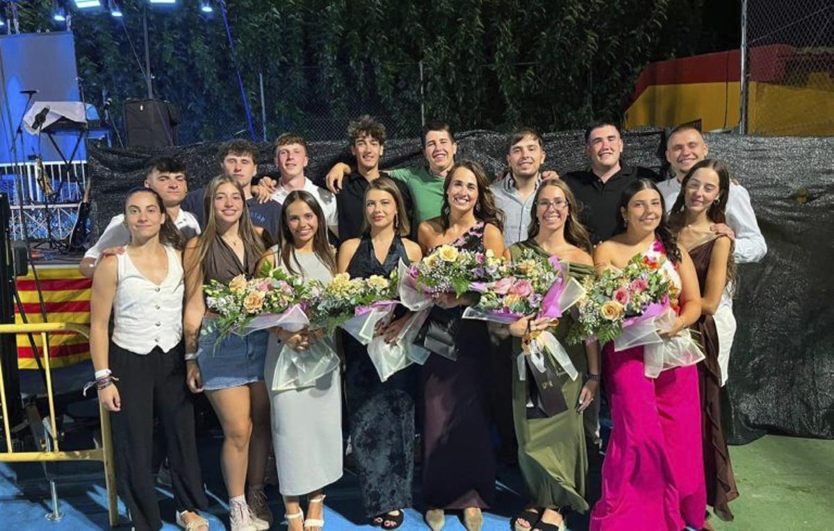 Las reinas de las fiestas fueron protagonistas.