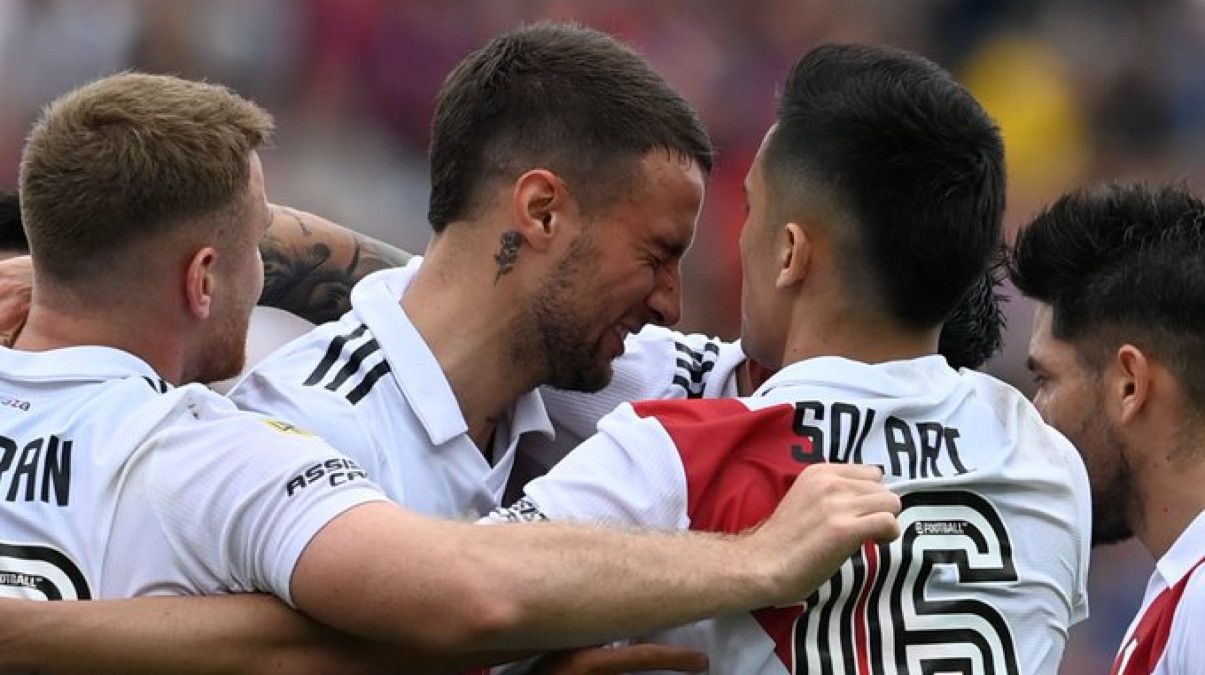 Los jugadores del River celebran su victoria