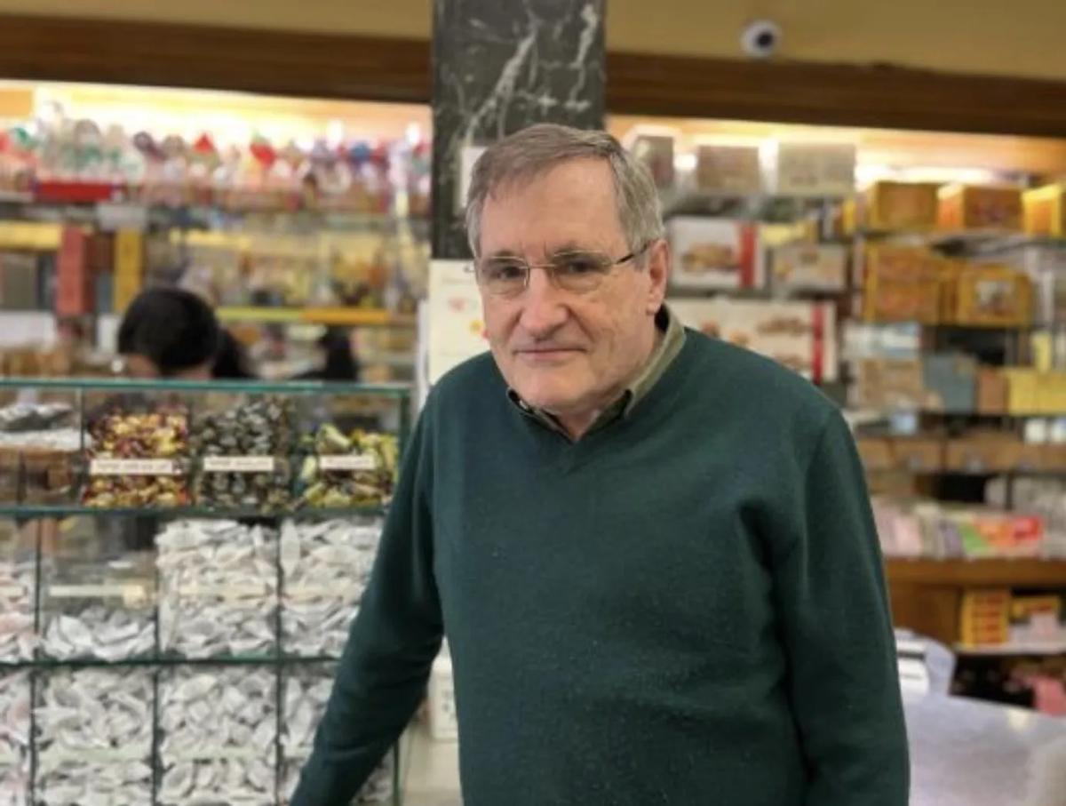 Josep Maria Roig, ha reivindicat la defensa del patrimoni immaterial de les botigues, per salvar la seva activitat i no només els seus ornaments