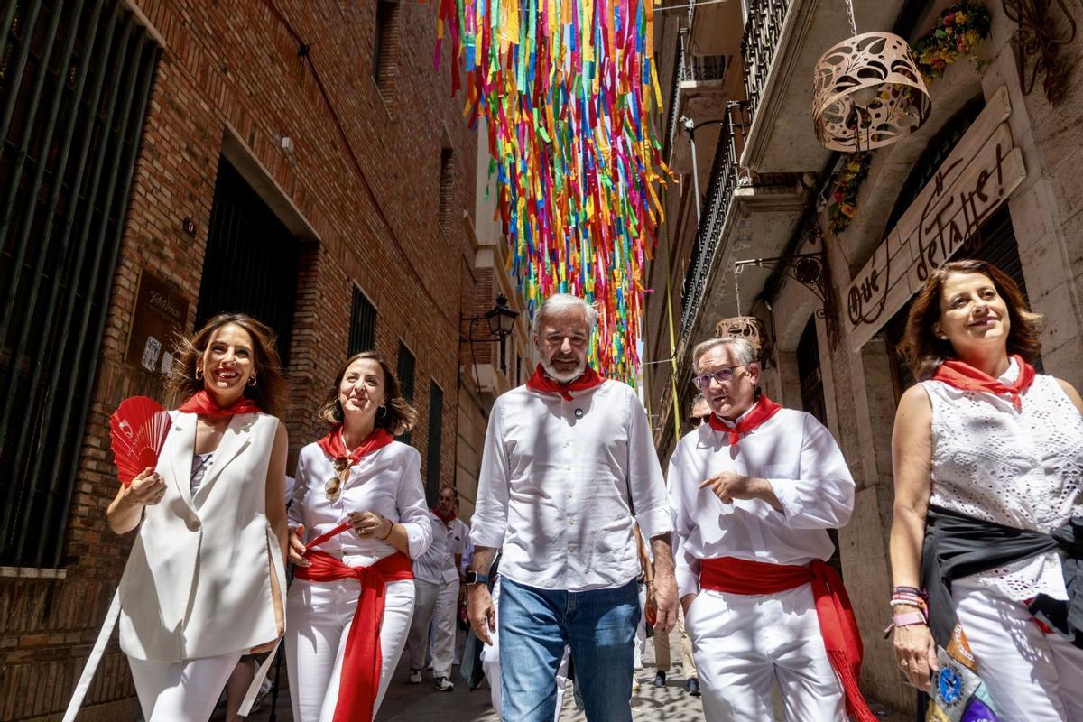 La presidenta de las Cortes, el presidente de Aragón, el presidente de la DPT y la alcaldesa de Teruel, en Teruel.