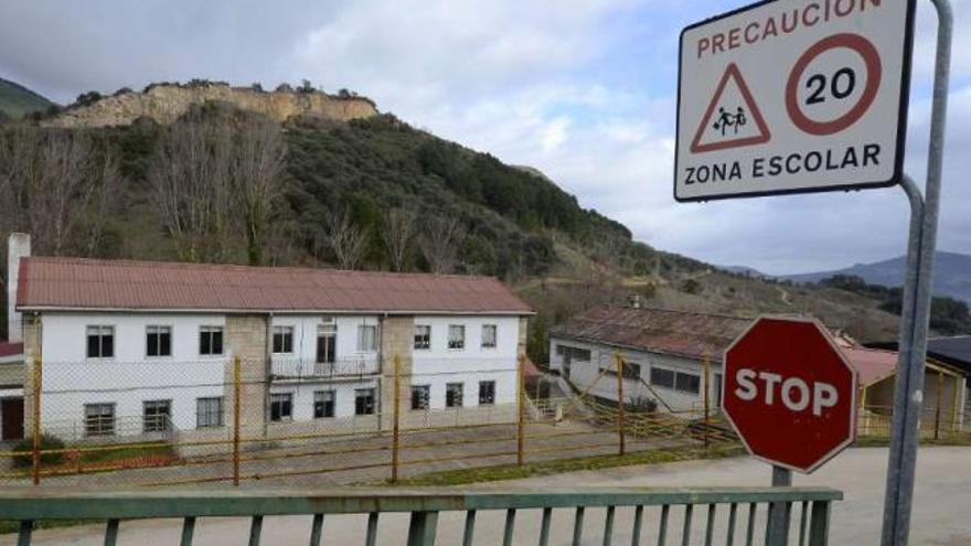 Colegio Virxe do Camiño, en el que impartió clase el profesor acusado. / brais lorenzo