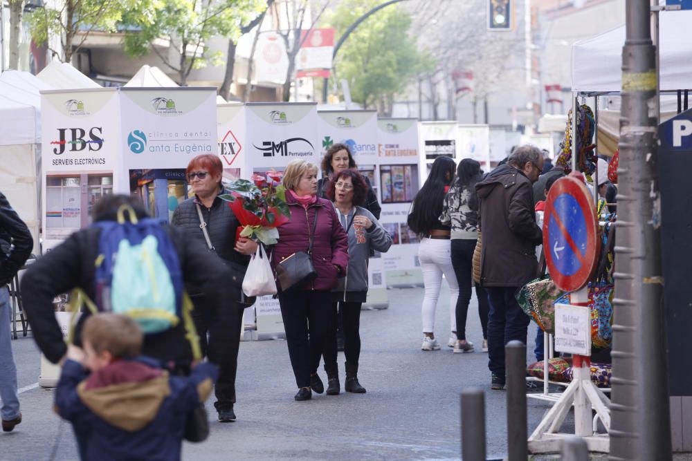 Festa del comerç i botiga al carrer al barri de Santa Eugènia