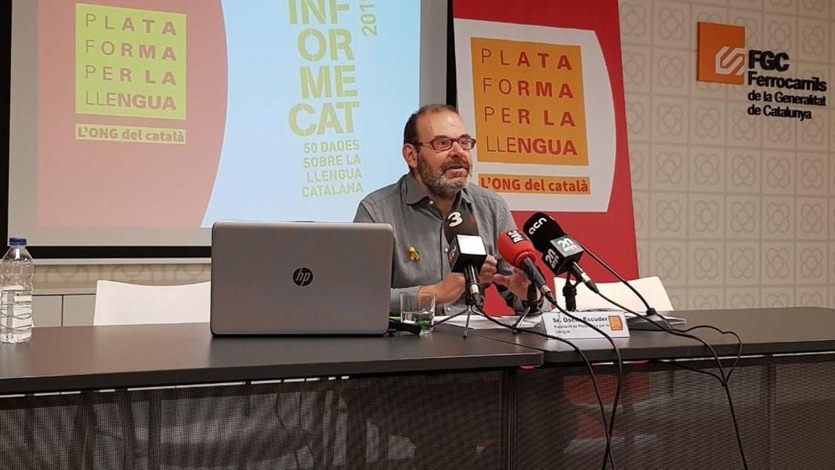 Plataforma per la Llengua reclama a la administración que actúe ante casos de discriminación lingüística en el comercio
