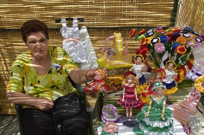 Muestra de ganado y feria de artesanía por las ...