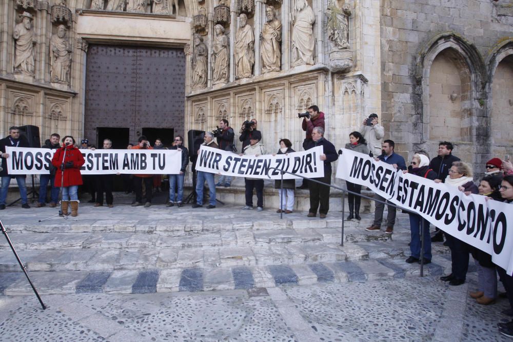 Protesta a Castelló en contra de la decisió del Bisbat de rellevar el mossèn