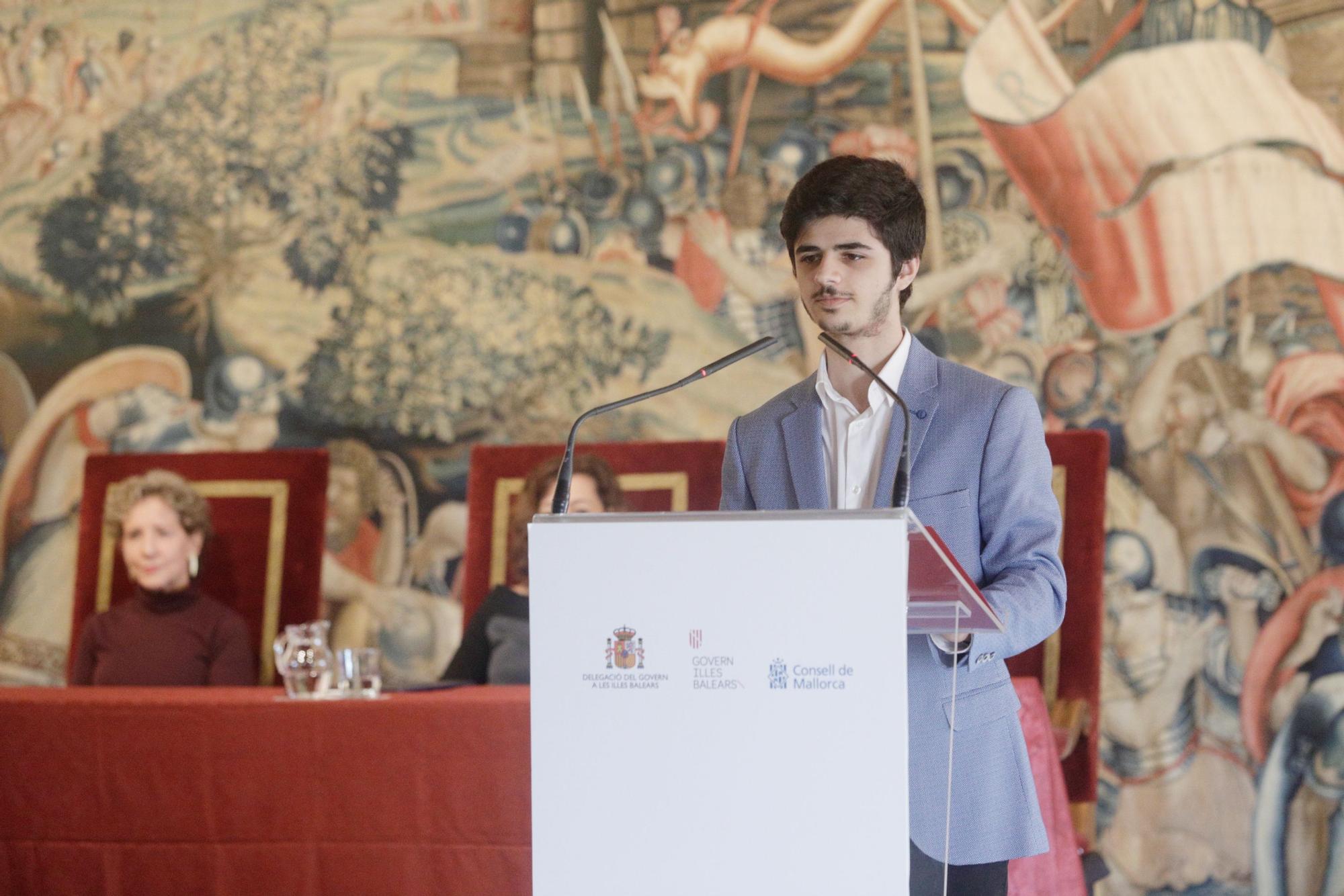 Calvo y Armengol apelan al "activismo de la tolerancia" y al "patriotismo de las libertades" en el día de la Constitución