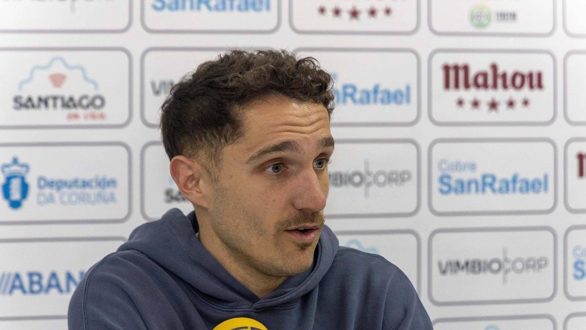 Samu Rodríguez durante una rueda de prensa.