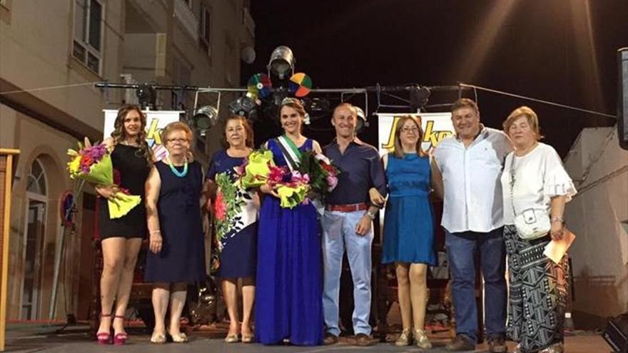 San José, la Farola y San Antonio eligen a sus candidatas a Reina de la Piedad