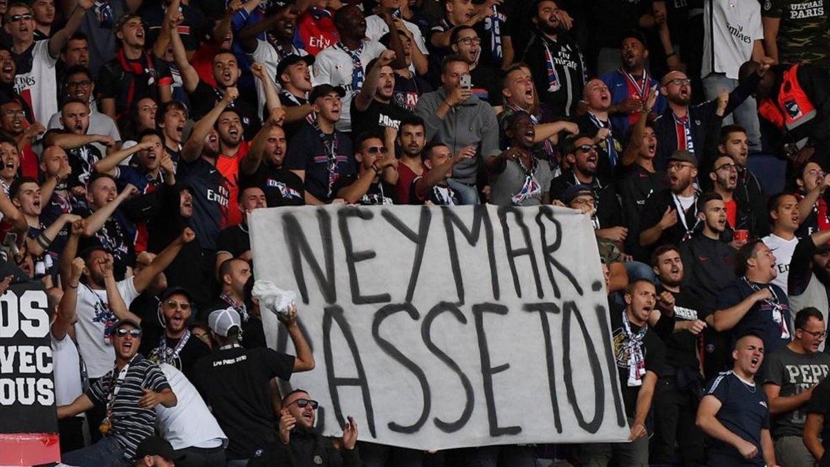 Neymar fue insultado en el PSG-NImes que abrió la Ligue 1
