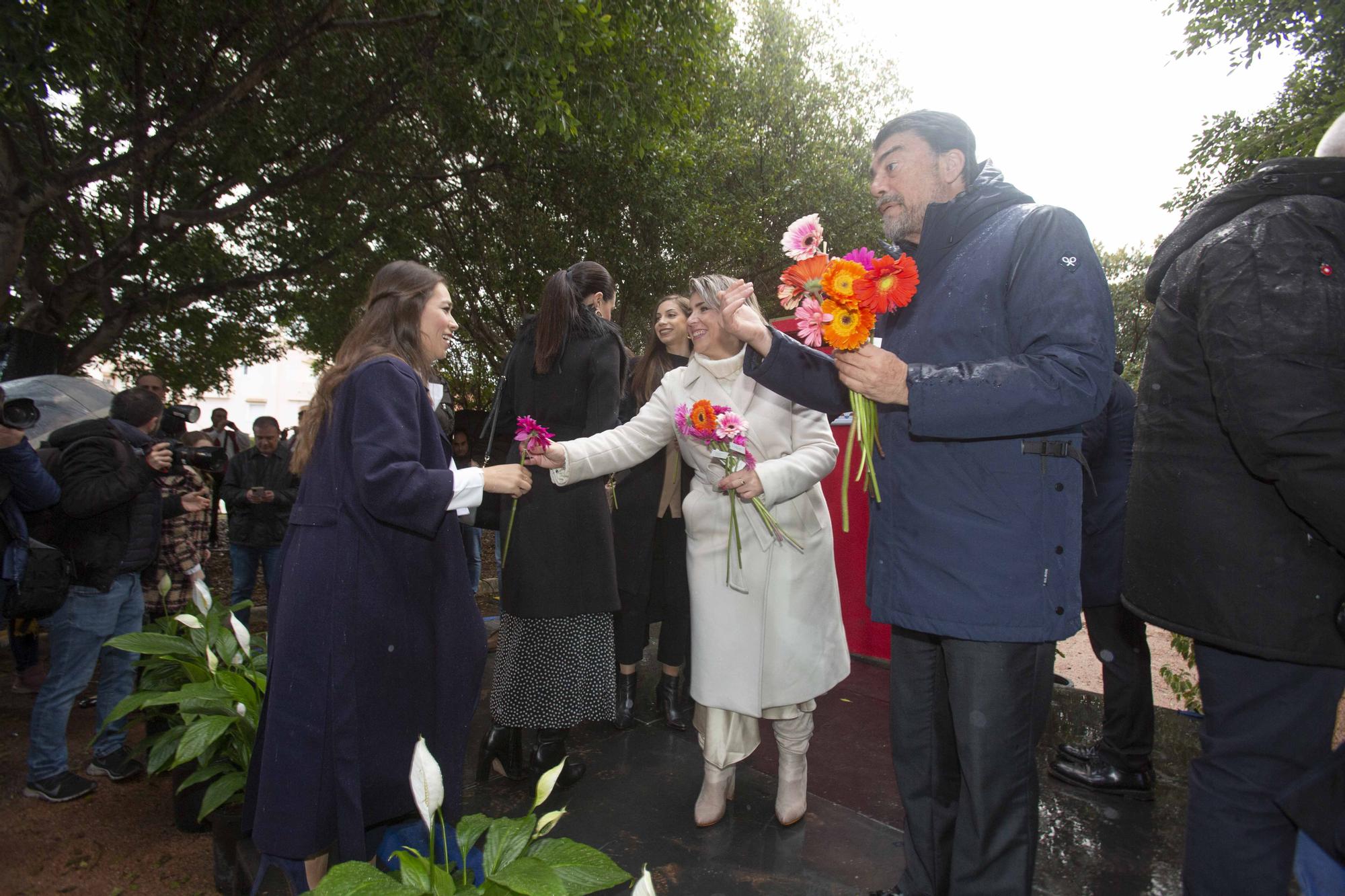 Inauguración del parque Damas del Fuego