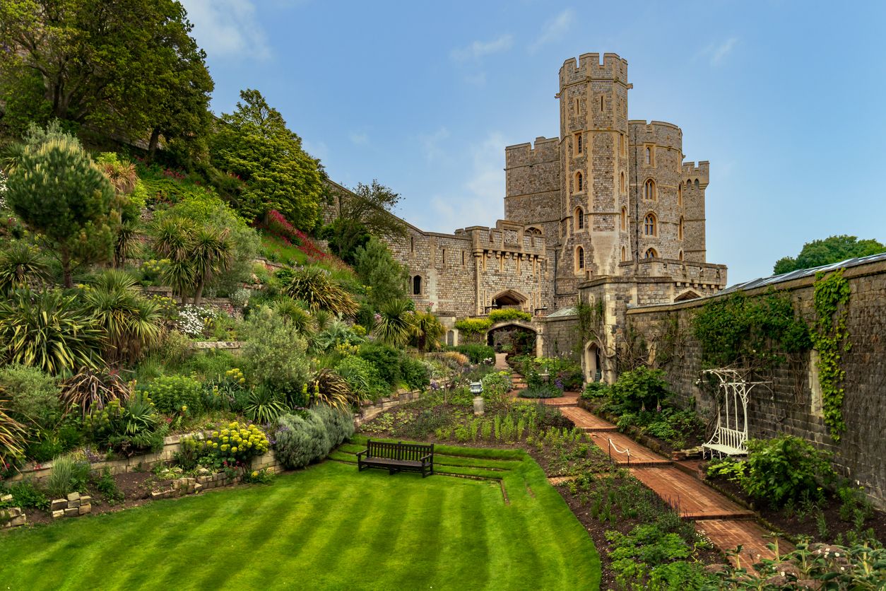 El castillo más grande del mundo es cuatro veces mayor que el de Windsor, en Inglaterra.