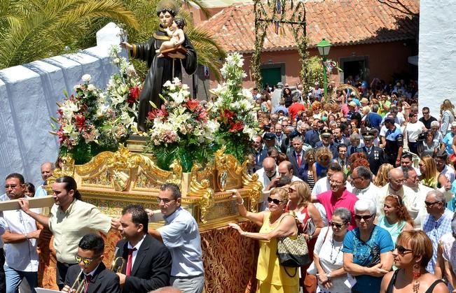 PROCESION SAN ANTONIO MOGAN