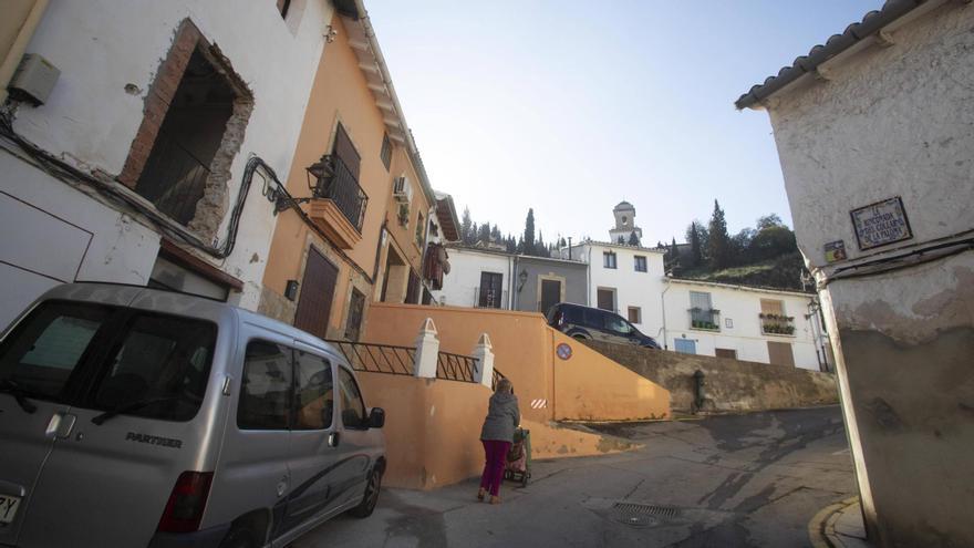 Calle Rinconada de la Paloma, en Xàtiva, una de las que se rotuló en 1975, en una imagen de archivo.