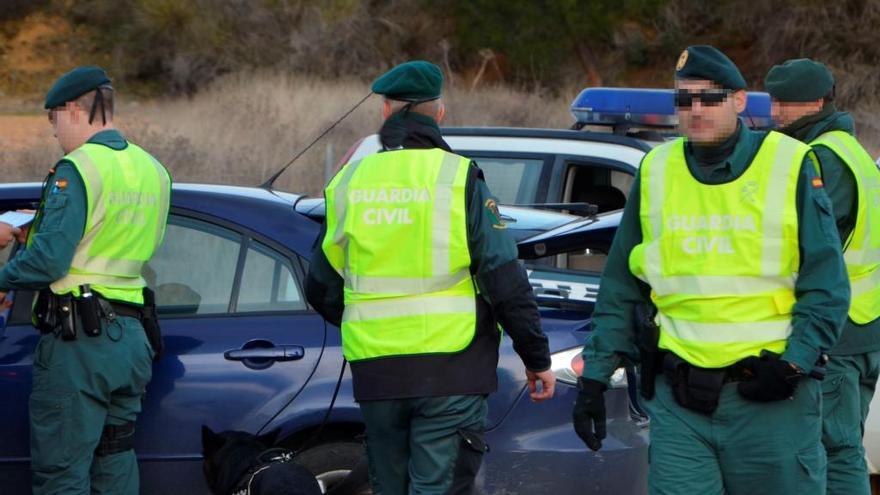 Agentes de la Guardia Civil en una imagen de archivo.