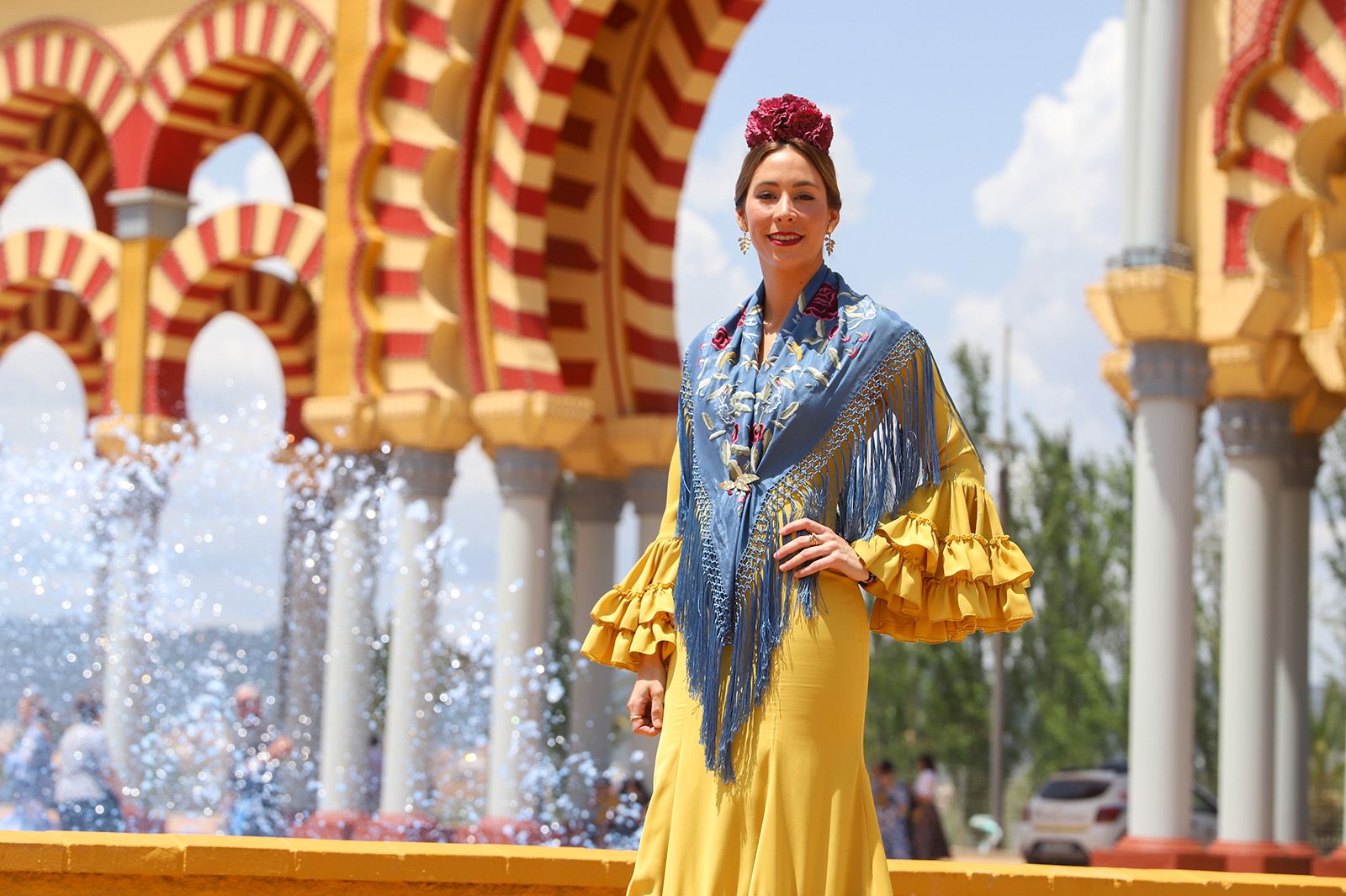 Trajes de gitana en El Arenal el viernes de feria