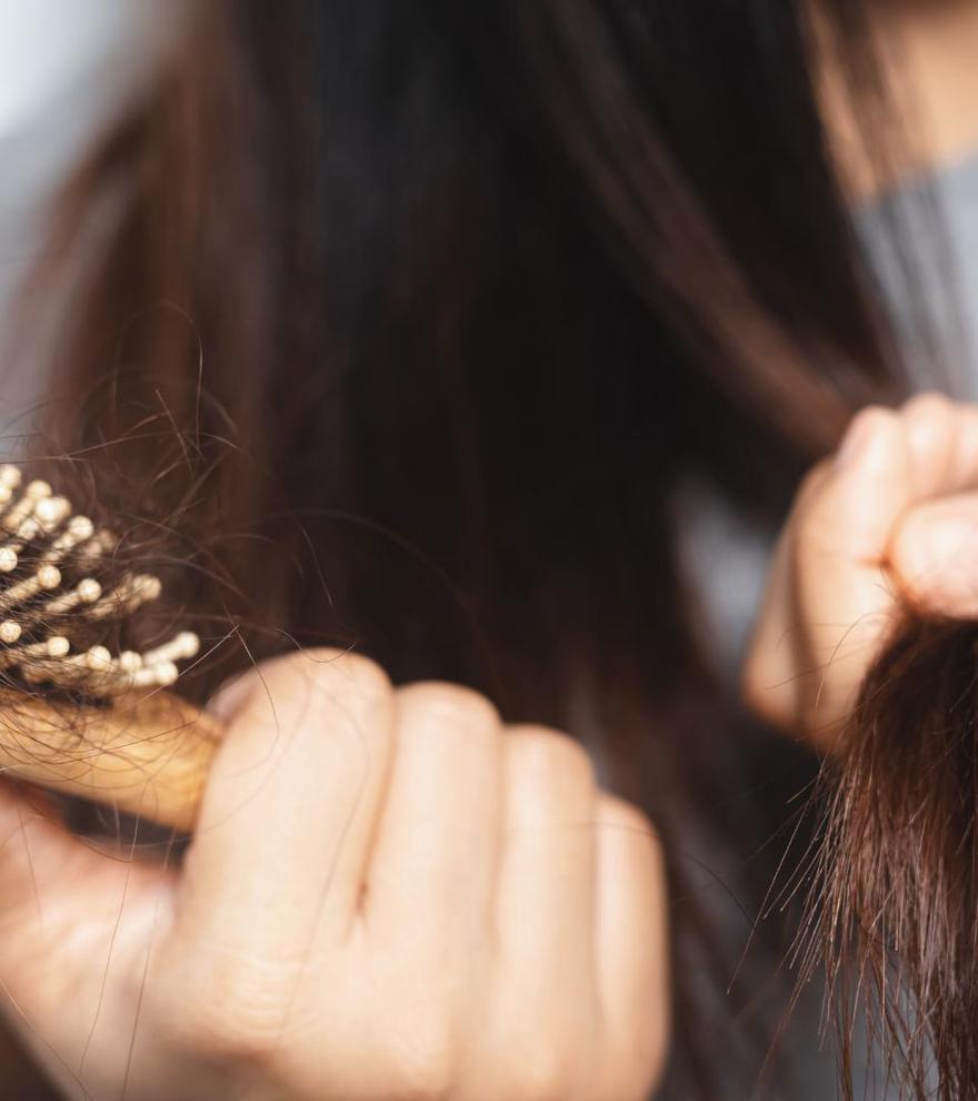 Cinco trucos para recuperar tu cabello si sufres caída de pelo postparto