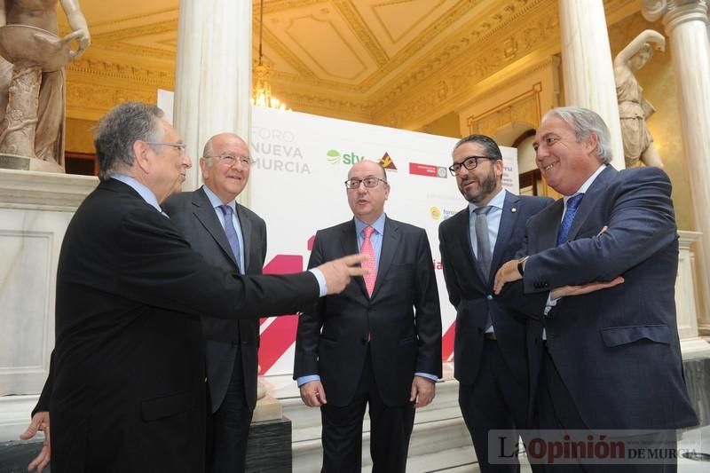 El presidente de la AEB participa en el Foro Nueva Murcia