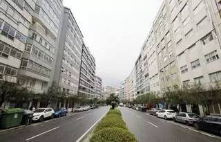 Una inmobiliaria pone a la venta trasteros en Vigo con okupas en su interior