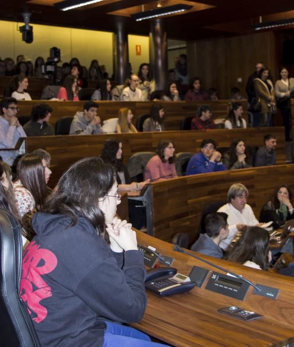 Entrega de premios de la Olimpiada de Filosofía en la Junta General del Principado