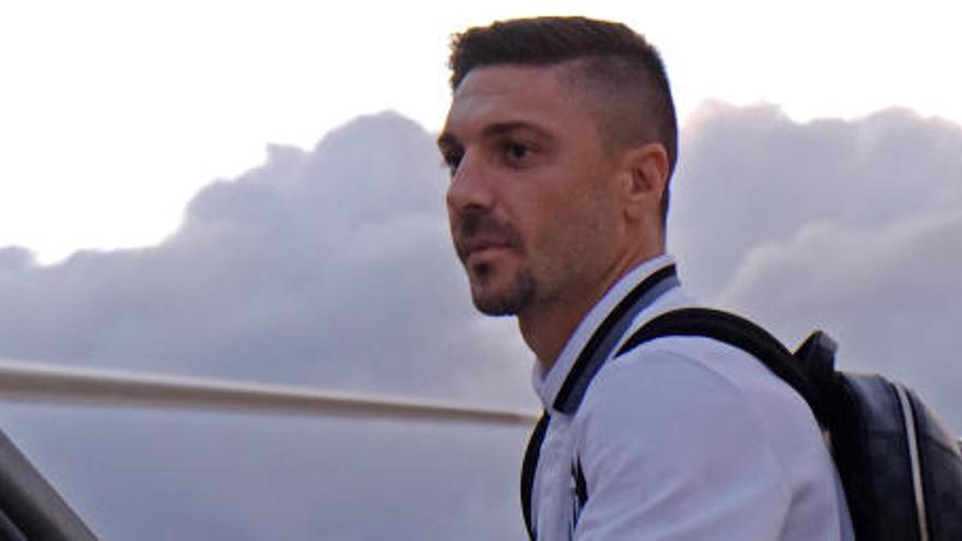 Guilherme Siqueira sigue en Brasil.